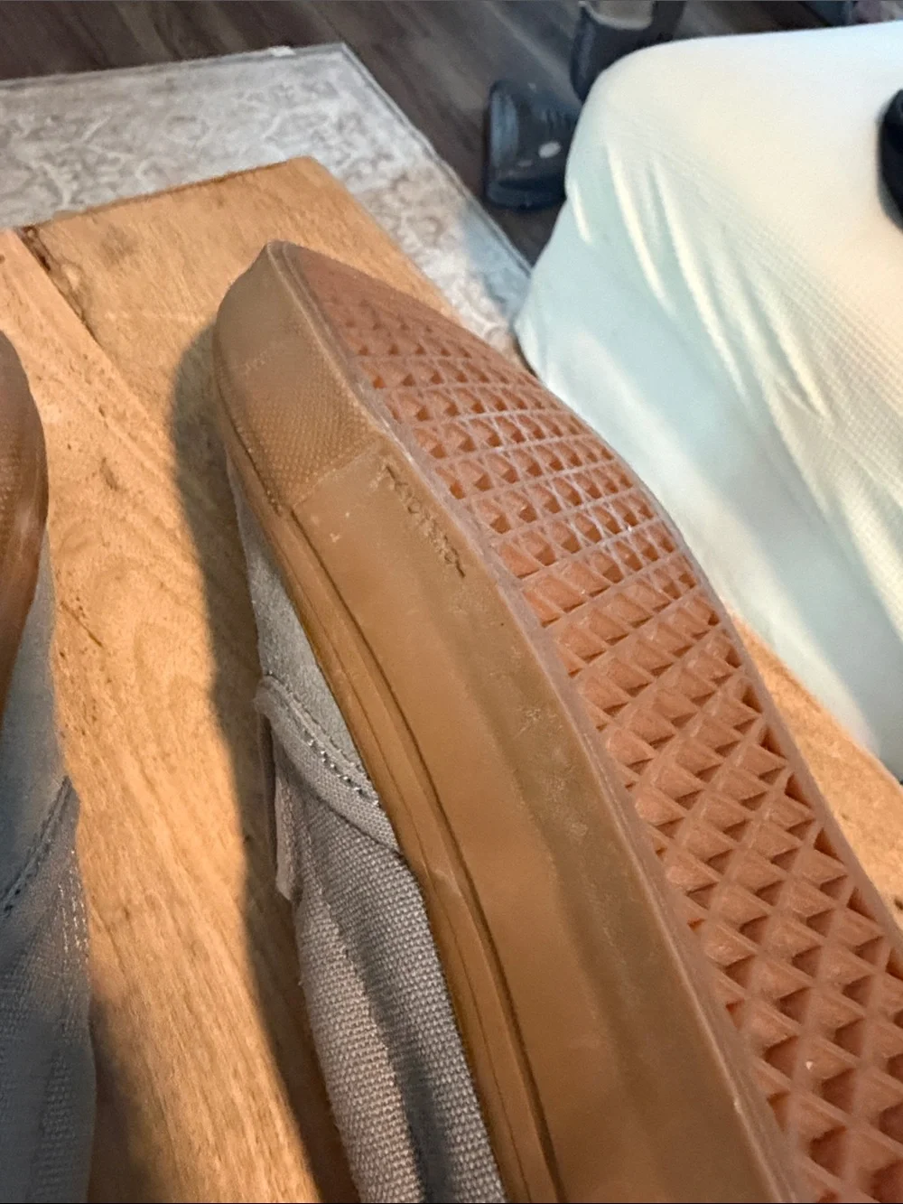 Vans suede slip